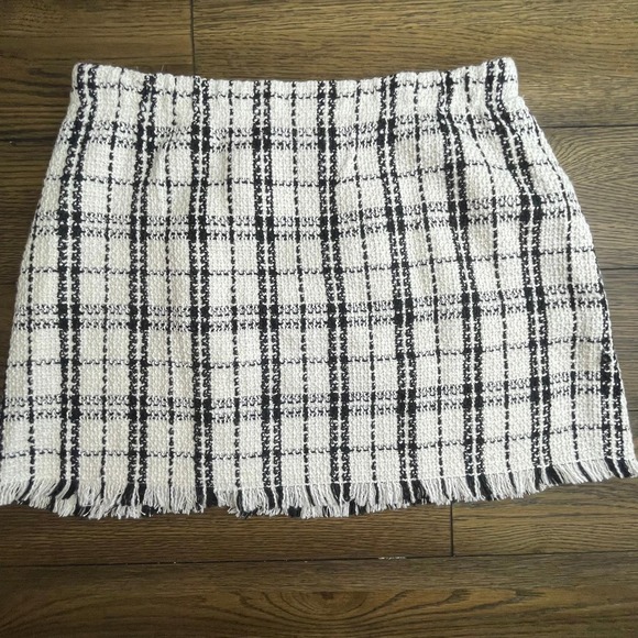 Tweed Mini Skirt Plaid Black White XL NWT Kate Kasin - Picture 8 of 9